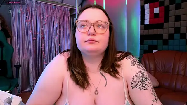 CatherineClaire online show from May 20, 4:37 pm