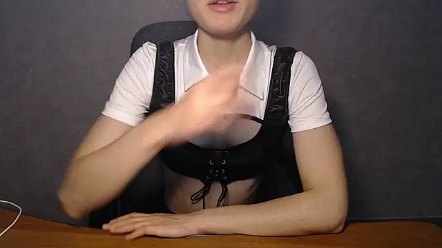 EveLiaka online show from May 27, 10:07 pm