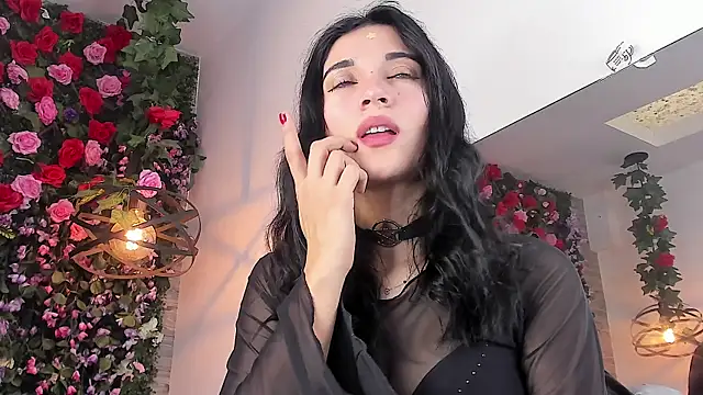 MilaWhitte online show from July 27, 2:36 pm
