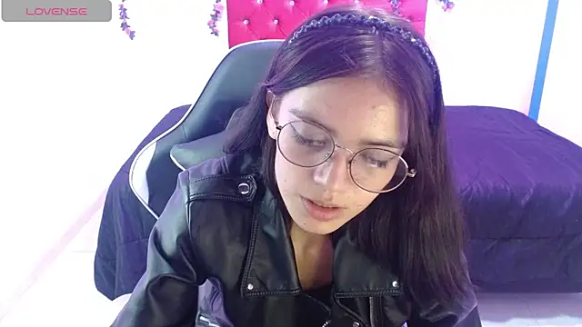 jaide16092020 online show from May 6, 10:03 pm