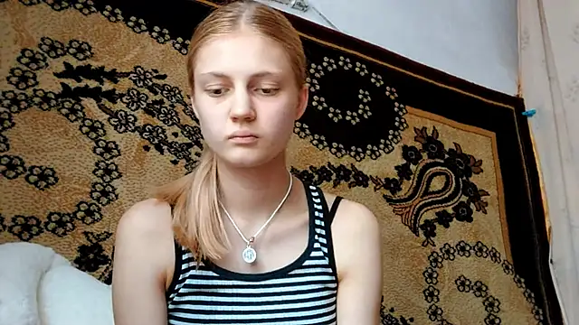 LunaLaday online show from June 29, 3:02 am