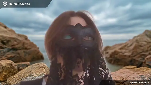 HelenTiAscolta online show from April 23, 5:26 pm