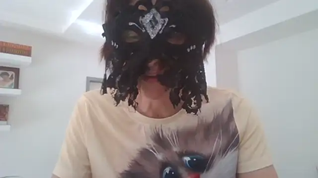 HelenTiAscolta online show from May 26, 3:22 pm