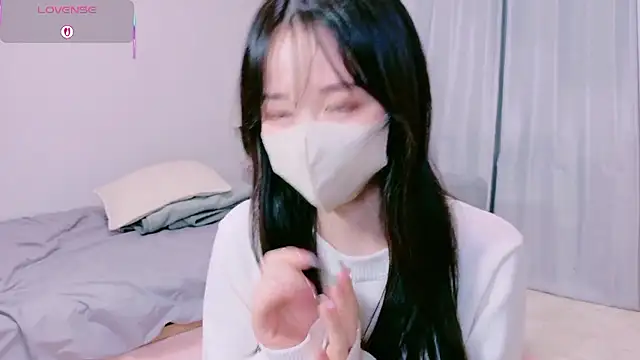 mayu chan  online show from April 24, 1:36 pm