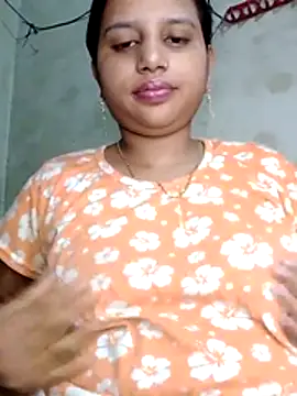 Nigar Hatun online show from April 25, 4:48 pm