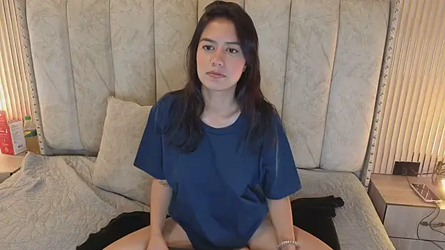 Alahia Bloom online show from June 22, 12:02 pm