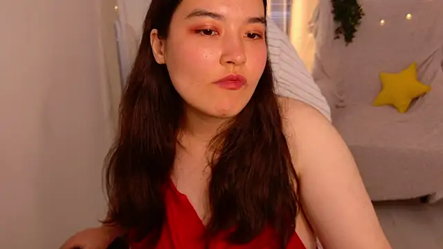 MomoRins online show from July 28, 2:53 am