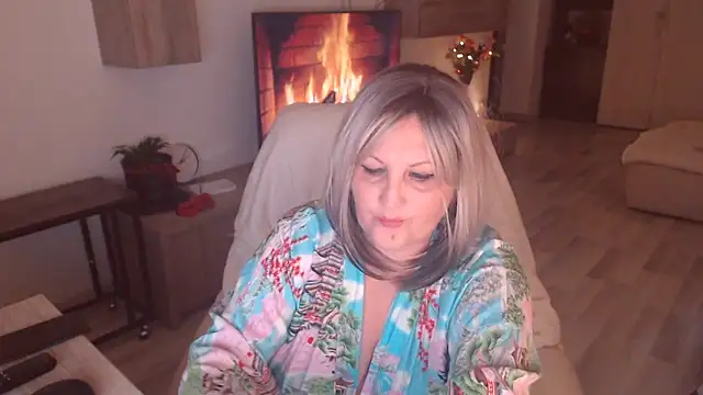 Divineblond online show from October 20, 11:08 pm