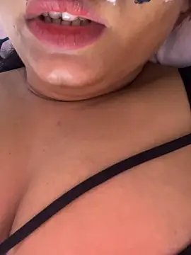Curvy Sarah online show from July 16, 6:34 pm