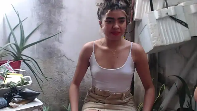virginnpussynano online show from May 13, 7:41 pm