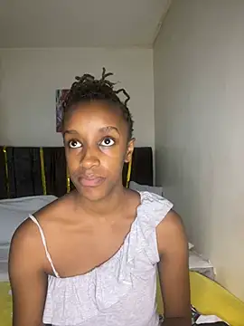 sonnypretty online show from July 13, 8:26 am