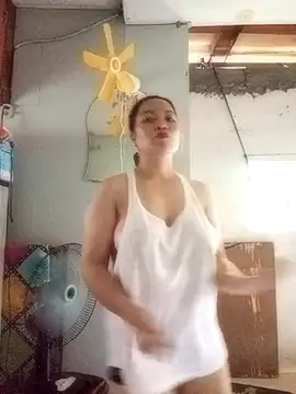 jhenbigmelon online show from May 12, 1:47 am