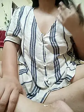 Aayaat   online show from July 28, 11:50 am
