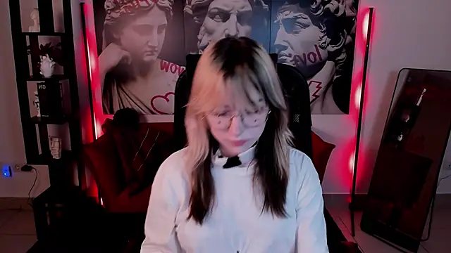 NyxCalderra online show from May 26, 4:12 am