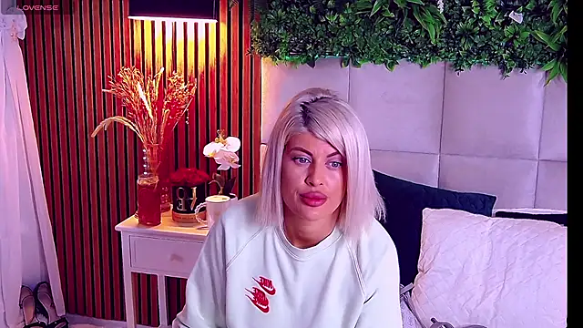 BunnyGoneBad online show from April 30, 2:39 am