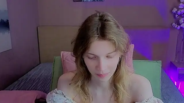 Emily Cartex online show from July 23, 5:37 am