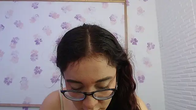 Karol prescot online show from May 3, 1:58 pm