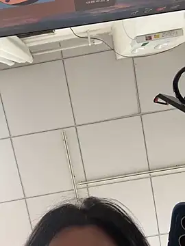 milkwine online show from April 28, 6:28 am