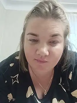 MiyaOlliver online show from August 3, 3:18 pm