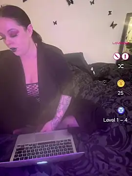 tacyeannxo online show from July 29, 12:21 am