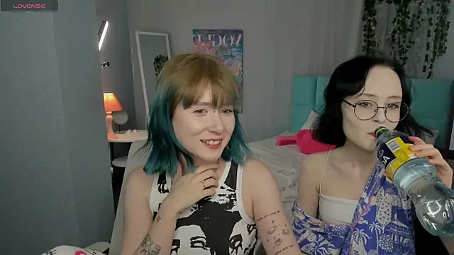 Lilac-Muse online show from May 13, 11:16 am