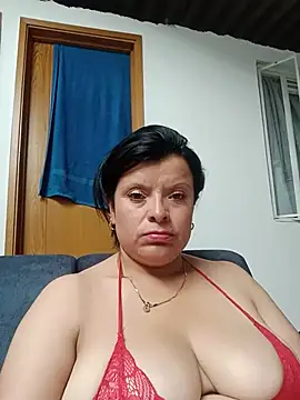 Samantha Kieran online show from June 18, 10:03 pm