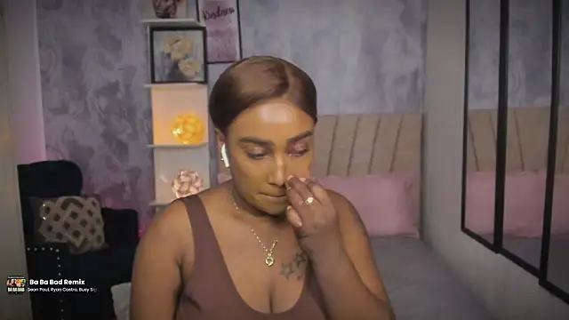 alessia anderson online show from July 28, 1:03 am