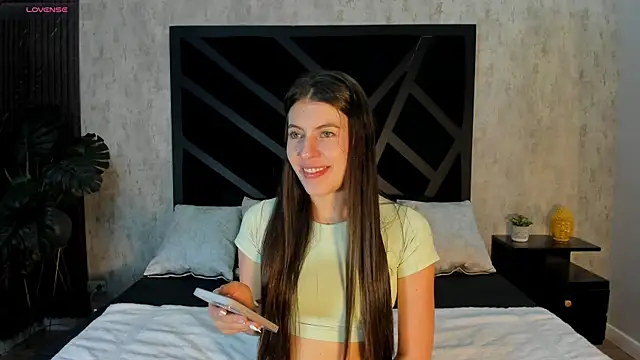 Hillary myerss  online show from June 10, 5:55 pm