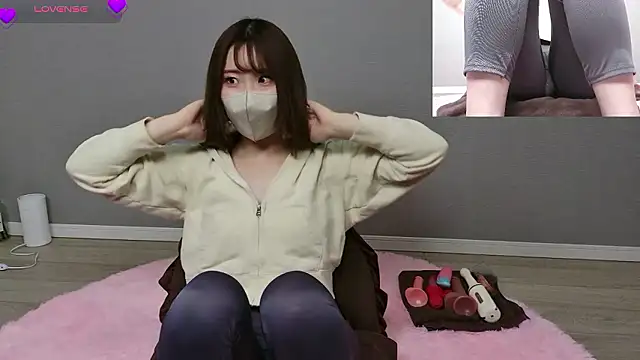 miyu5745 online show from July 9, 9:55 am