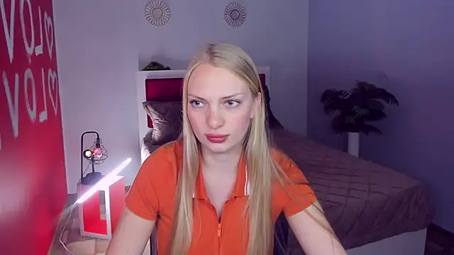 NancyGlamour online show from June 1, 10:06 am