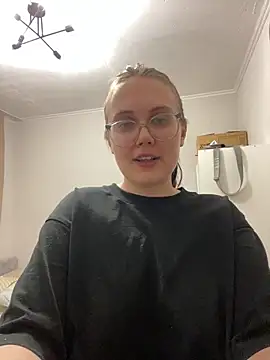 ecpochmak online show from May 23, 7:23 pm
