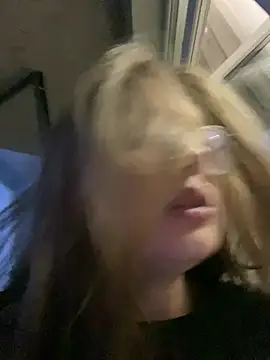ecpochmak online show from May 24, 7:24 pm