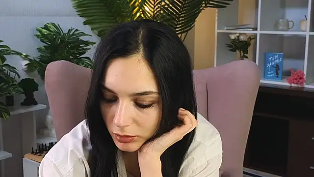 SheilaGruenberg online show from May 2, 1:47 pm