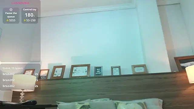 FranciscaVera online show from June 16, 7:48 pm