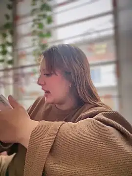 CharlotteUwU   online show from May 17, 10:31 pm