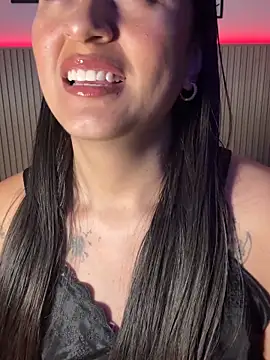 meliissa9 online show from June 18, 11:26 am