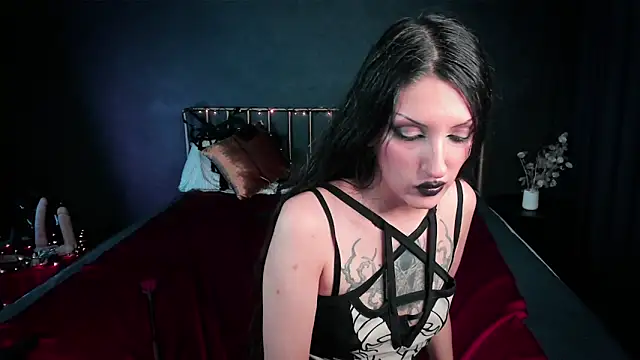 StellaDarkspace online show from June 17, 4:52 pm