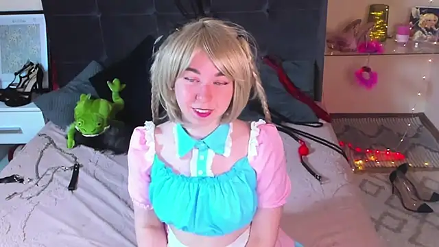AlexxisSkky online show from May 25, 5:39 am