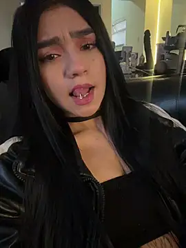 Dakota-fire online show from August 5, 11:16 am