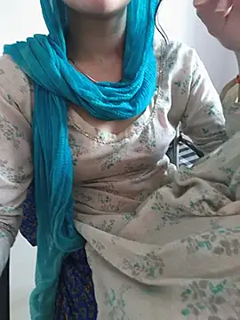 zoya baby  online show from June 28, 12:23 pm