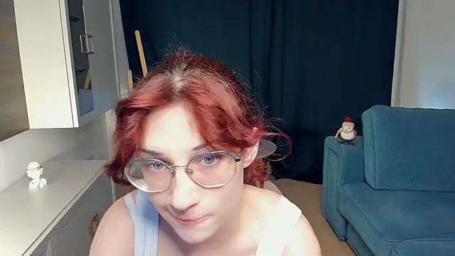 ElaNaecker online show from May 17, 7:02 pm