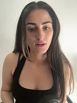 OliviaBaby- online show from May 8, 9:45 am