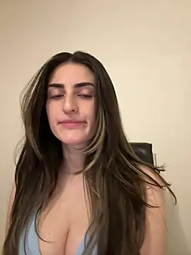 OliviaBaby- online show from May 18, 7:09 pm