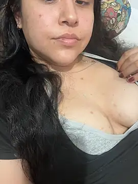 KeniaLuna online show from July 30, 9:26 pm