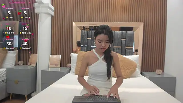 Dulce Glamor  online show from July 23, 11:29 am