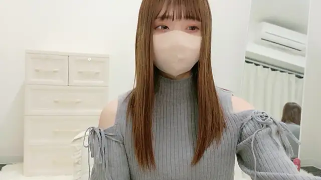 yumenachan v online show from May 5, 12:19 pm