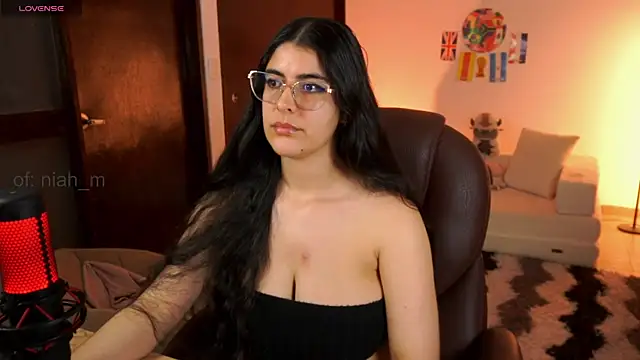  Niah online show from July 19, 3:09 am