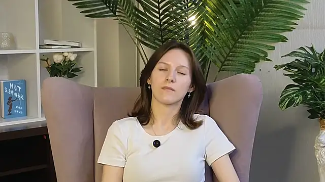 CortneyCagey online show from May 6, 9:13 am