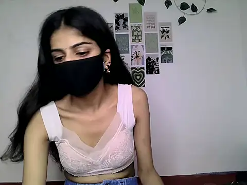 SASSY  BABY  online show from July 17, 11:58 am