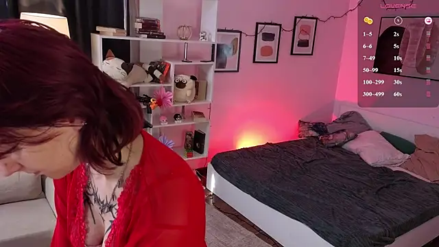 Cruela Bena online show from July 3, 3:18 pm